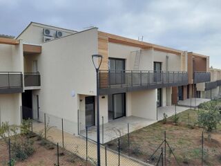  Appartement à louer 3 pièces 61 m²