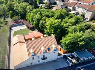  Immeuble à vendre 6 pièces 520 m²