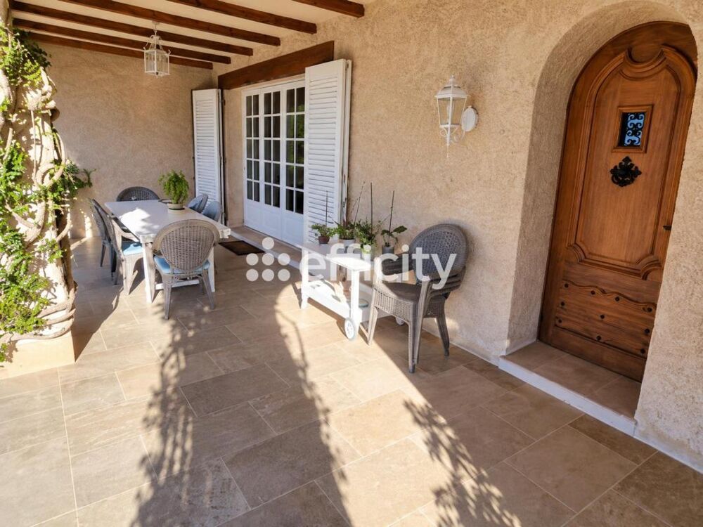 à vendre  Villa Sainte-Maxime (83120)