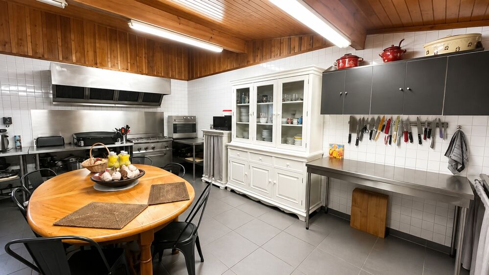Propriété à vendre 215m² SAINT JEAN D'ILLAC (33)
