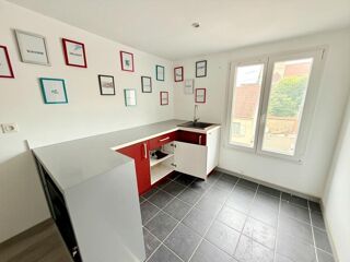  Immeuble à vendre 10 pièces 250 m²