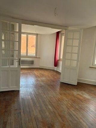  Appartement à louer 2 pièces 65 m²
