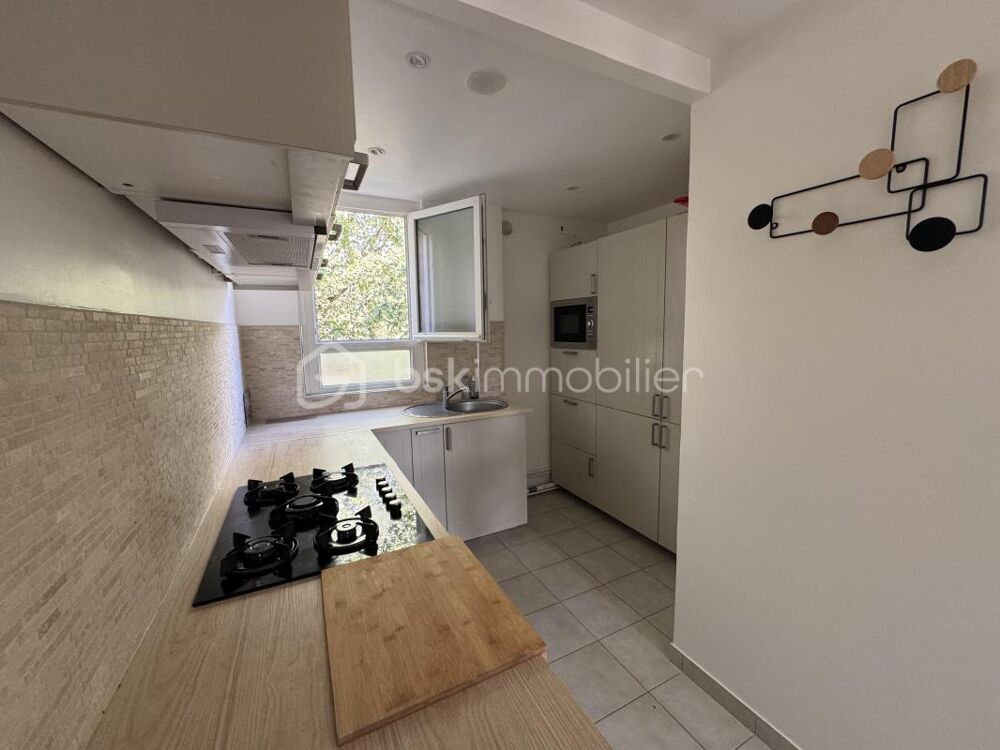 Appartement lumineux de 2 pièces avec box et cave  Sainte-Geneviève-des-Bois