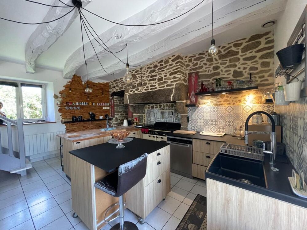 Propriété à vendre SAINT NICOLAS DU PELEM (22)