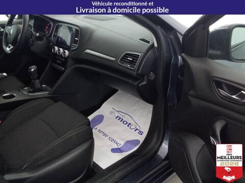 M&eacute;gane IV Berline TCe 115cv Zen 2022 occasion 10150 Lavau