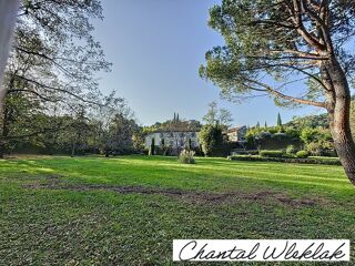  Proprit/chteau  vendre 15 + pices 772 m