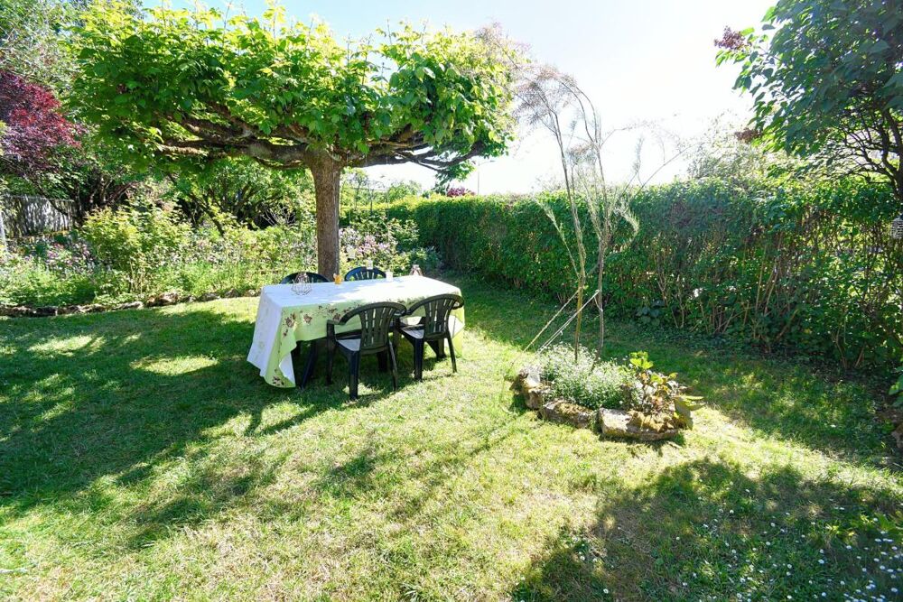 Belle maison de caractère à Lexy, 208m2 + véranda 55m2 + grenier aménageable de 75m2 , terrain plus de 6 ares, garage