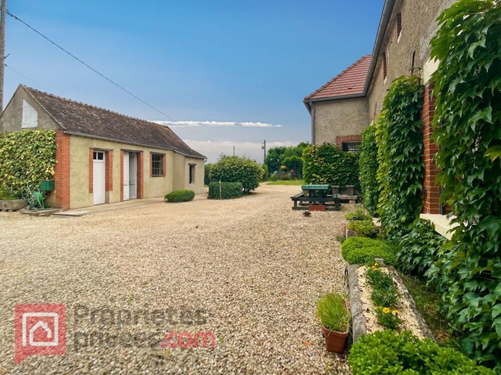 Maison Montigny La Resle 7 pièce(s) 204 m2