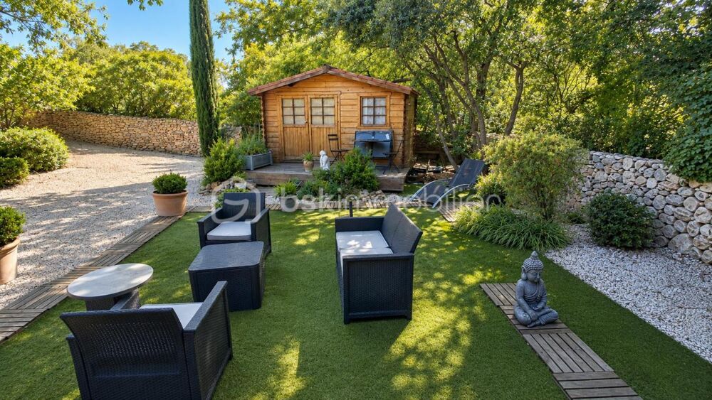 Vente Propriété/Château NÉOULES – Propriété de caractère d'environ 240 m² – Famille, patrimoine & revenus – Terrain de 2 600 m² avec piscine Neoules