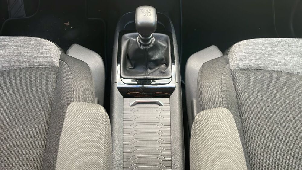 C4 Spacetourer 1.6 BlueHDi 120 Feel - 7 places 2018 occasion 40430 Sore