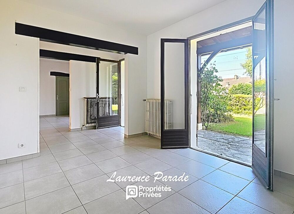 Vente Maison Maison  avec garage et parc, annexes Montpon menesterol