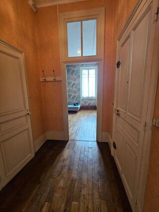 Appartement à louer 2 pièces 64 m²
