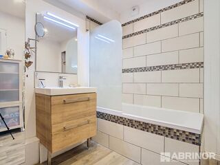  Appartement � vendre 3 pi�ces 77 m�