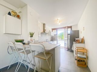  Appartement � vendre 3 pi�ces 79 m�