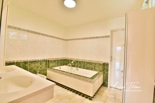  Appartement à vendre 5 pièces 135 m²