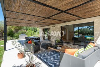 Propriété/château à vendre 6 pièces 246 m²