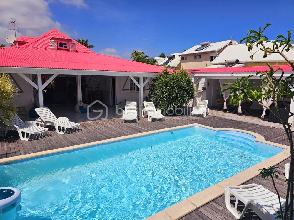 MAISON D'EXCEPTION AVEC PISCINE