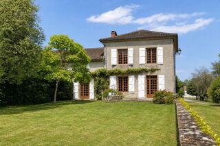  Maison à vendre 8 pièces 211 m²