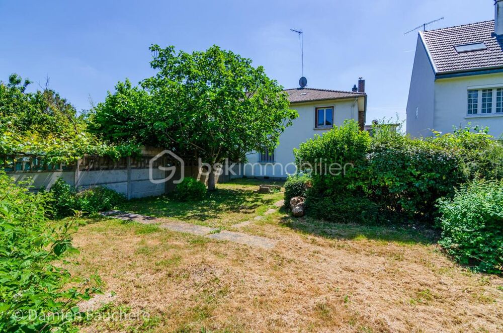 Vente Maison Villejuif Louis Aragon – Maison 104m² avec Grand Jardin et Garage ! FORT POTENTIEL !! Villejuif