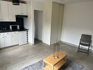  Appartement à louer 1 pièce 28 m²