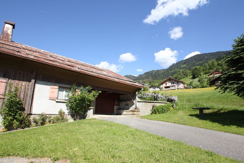 À Vendre : Ancien Corps de Ferme à Rénover -secteur recherché de Thônes (74)
