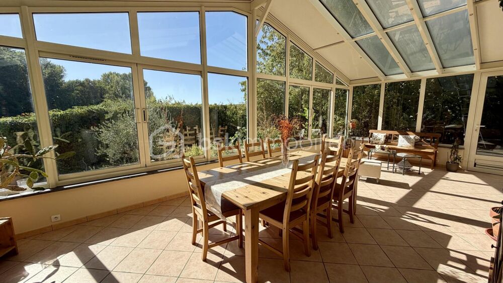 Maison traditionnelle de 290m² utiles avec sous-sol total et véranda
