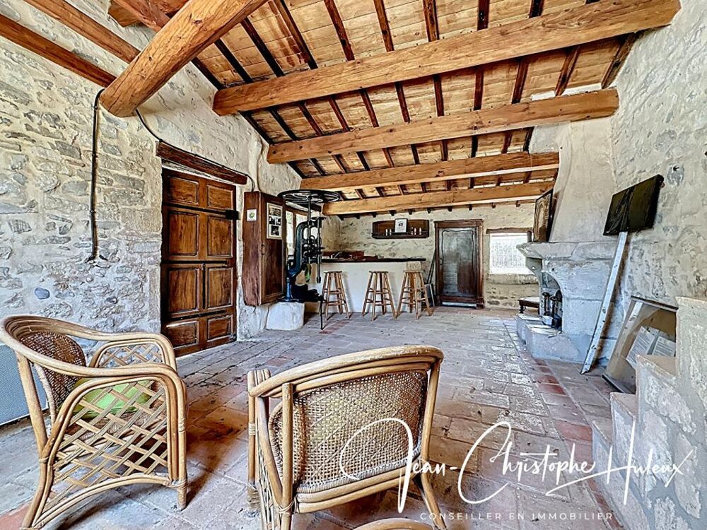 Vente Maison Maison familiale 18 pi�ce(s) 418 m2 Nimes