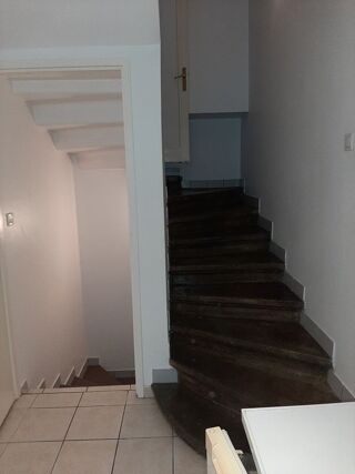  Appartement à louer 2 pièces 45 m²