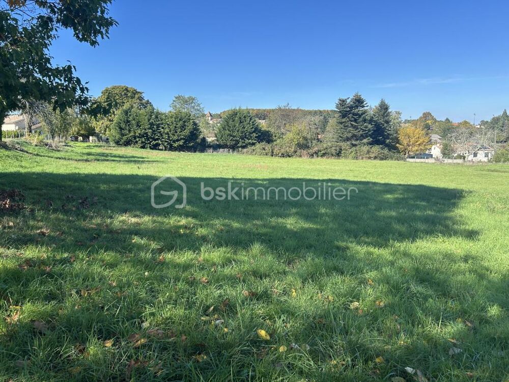 Vente Terrain Terrain constructible d'environ 6486 m² – secteur calme et recherché Cercoux