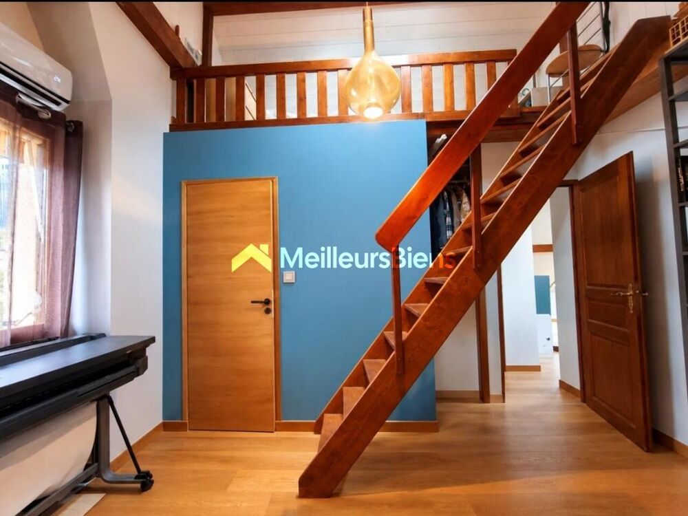 à vendre  Maison Saint-Jean-de-Gonville (01630)