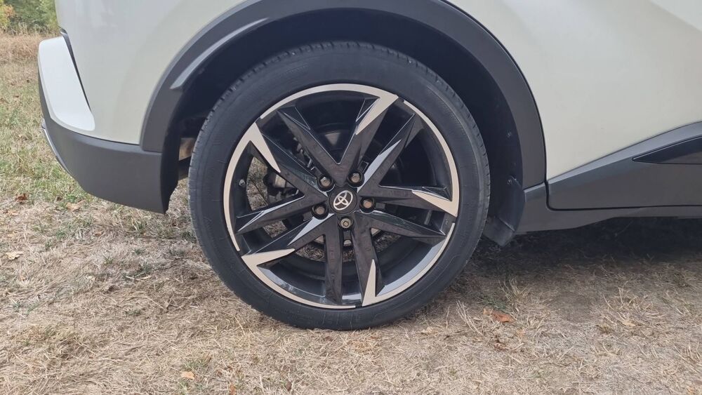 C-HR 1.8 VVT-i 122 Hybrid CVT GR Sport - Automatique Entretien co 2021 occasion 45340 Barville En Gatinais