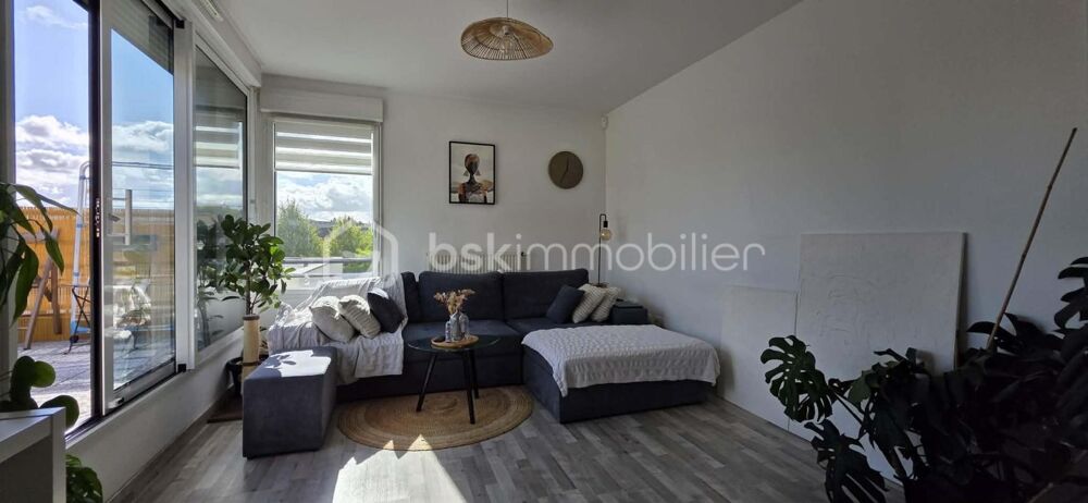 Vente Appartement Exclusivité à vendre ! Bel appartement en duplex coup de coeur de type 3 avec terrasse 15 m² - vue dégagée ! Amiens