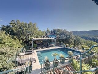  Proprit/chteau  vendre 12 pices 341 m