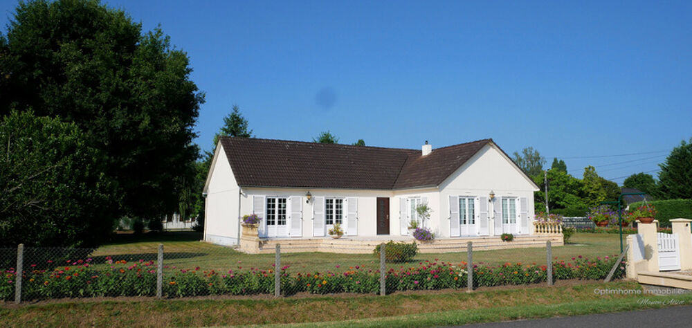 Maison familiale plain-pied avec 4 chambres - jardin aménagé - proche de Lorris