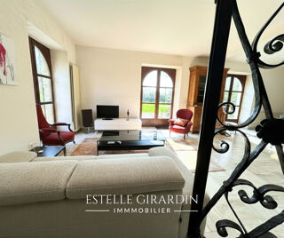  Maison � vendre 7 pi�ces 210 m�