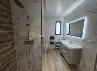  Maison � vendre 6 pi�ces 240 m�