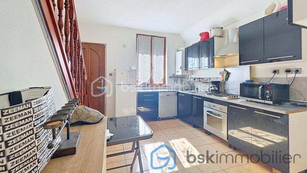 MAISON A VENDRE AVEC LOCATAIRES