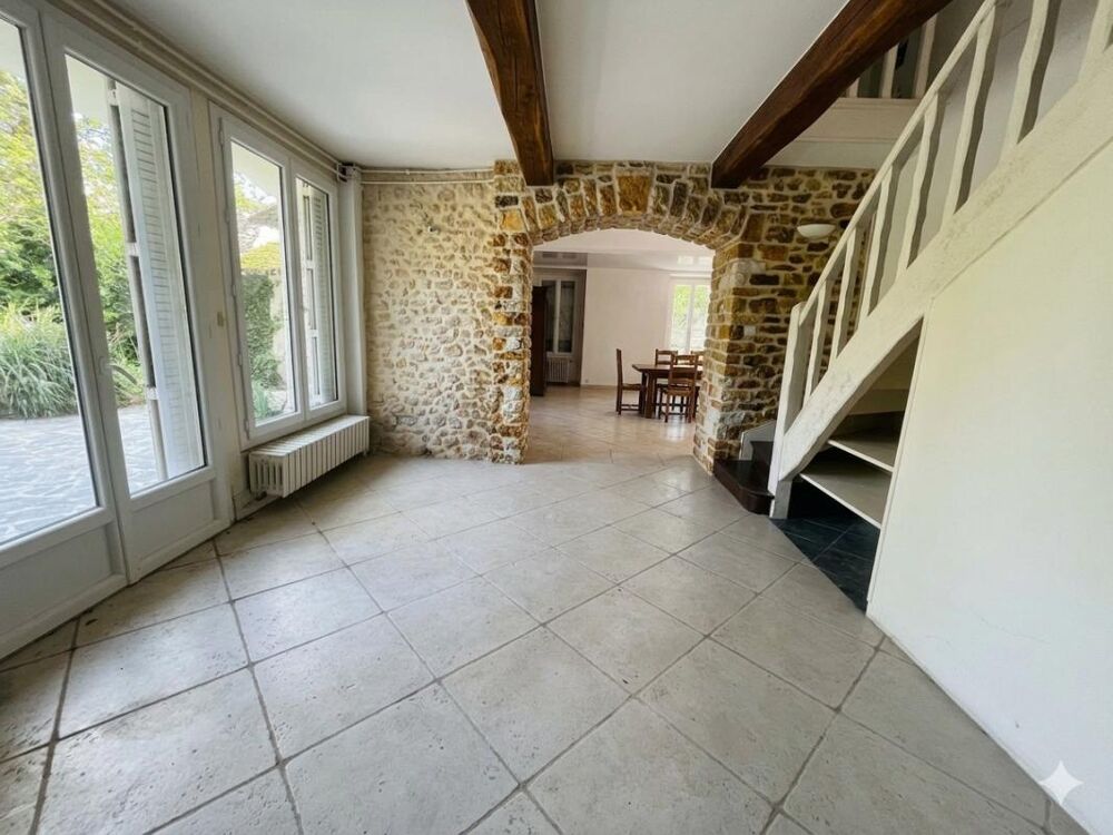 Superbe Propriété dans la vallée de la juine comprenant deux maisons