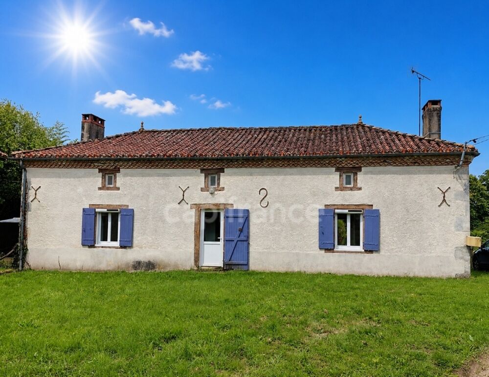 Maison en pierre 115m2 4 pièces ADRIERS (86)