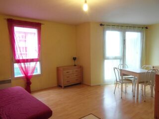  Appartement à louer 1 pièce 36 m²