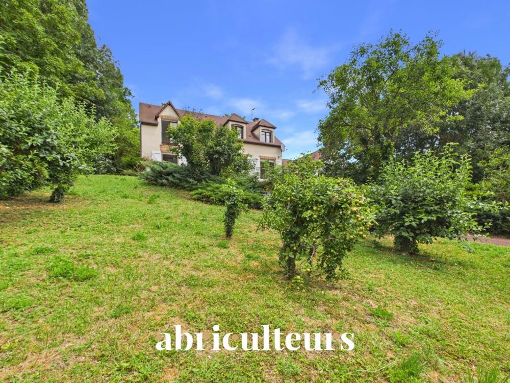 Maison - 180 m² - 7 pièces - Saint-Leu-la-Forêt