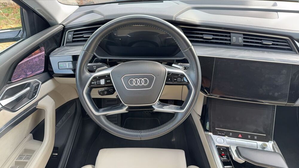 E-TRON Q8 55 Quattro 85 kWh 408 Avus Extended - Entretien construct 2019 occasion 69360 Chassieu