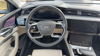 E-TRON Q8 55 Quattro 85 kWh 408 Avus Extended - Entretien construct 2019 occasion 69360 Chassieu