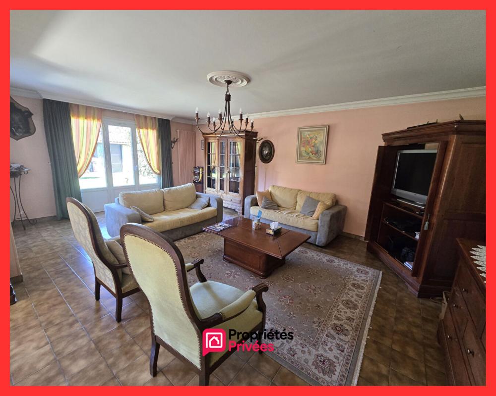 93190 LIVRY-GARGAN - Maison 6 pieces 138.67 m² - 4 chambres - 1 Bureau - Jardin - Double Garage