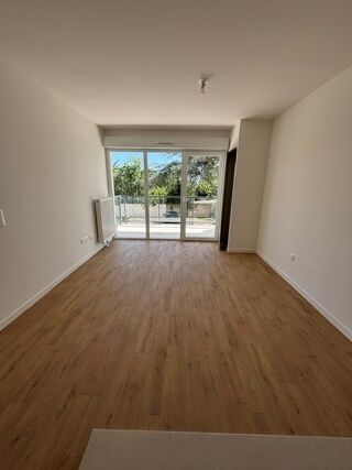  Appartement à louer 2 pièces 40 m²