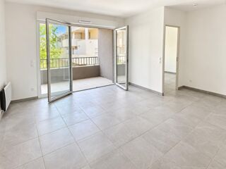  Appartement à louer 2 pièces 41 m²
