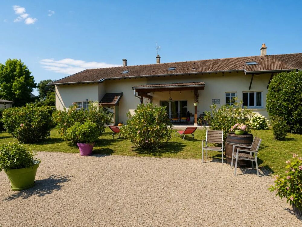 Vente Maison Maison de 6 pièces de 165 m² à La Truchère La truchere