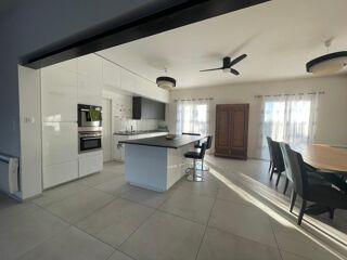  Maison � vendre 9 pi�ces 205 m�