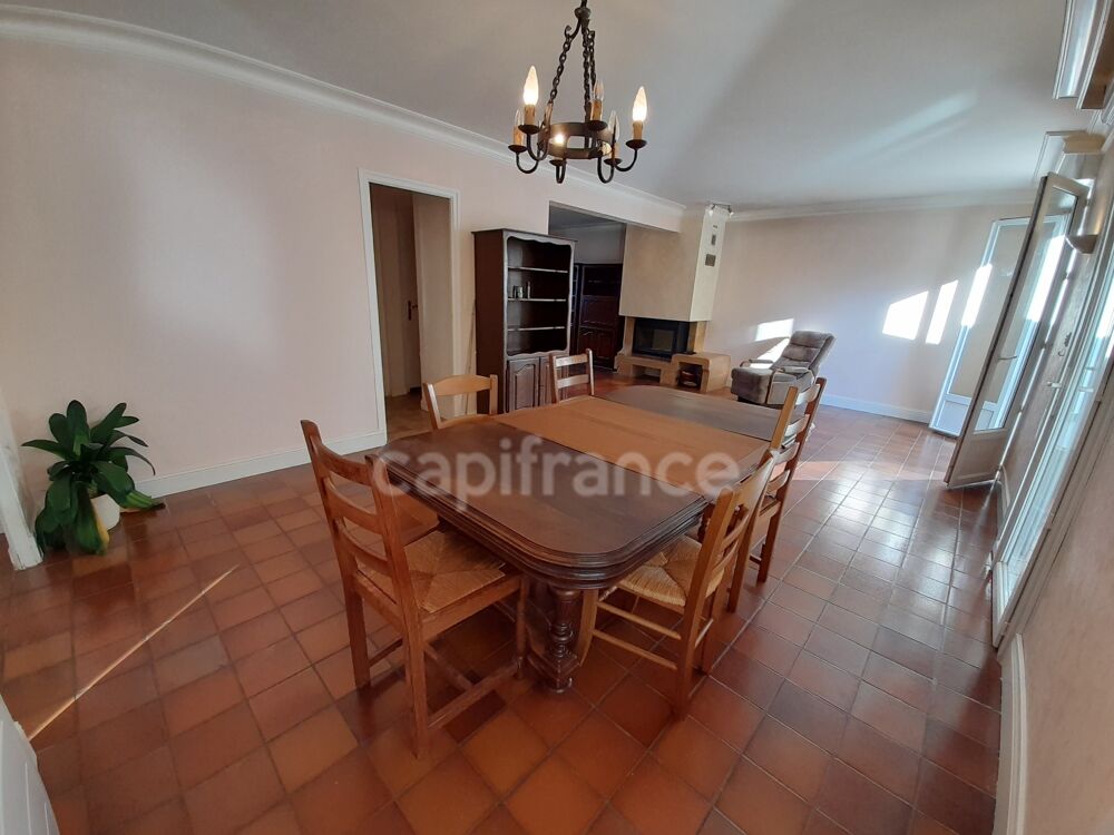 Vente Maison Maison à vendre sur sous-sol total - secteur Plogonnec - Surface habitable 134 m2 - 6 pièces- 4 chambres - 1 bureau- véranda- ja Plogonnec