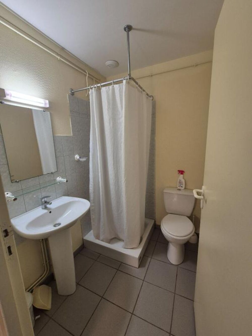   CORREZE - Local commercial Saint Yrieix Le Dejalat 848 m2 Saint yrieix le dejalat